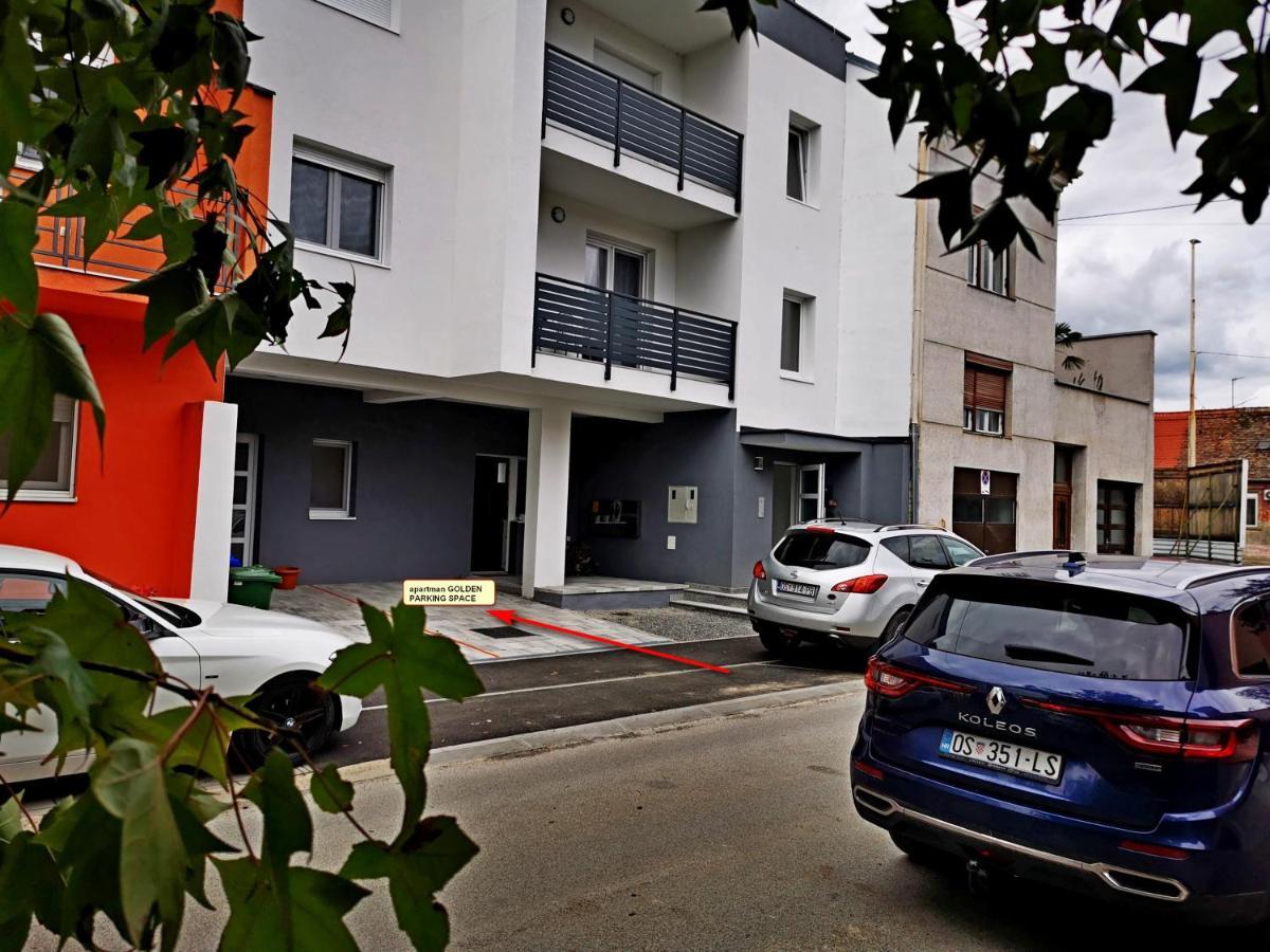 Ferienwohnung Golden - Self Check In Osijek Exterior foto